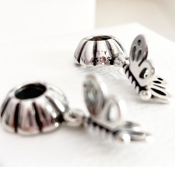 PAIR of Pandora charm dangle " Friends forever " #790531 - Picture 9 of 14